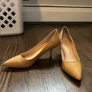 Elegant Tan Women's Kitten Heel